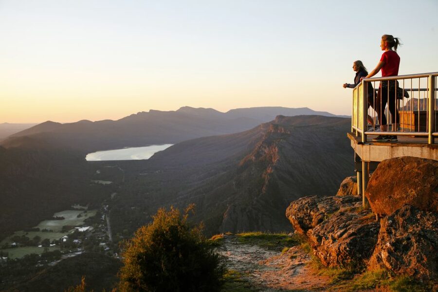 Melbourne to Adelaide: 2-Day Overland Explorer Tour - The Balconies and a real sense of scale