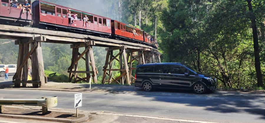 Melbourne to Puffing Billy and Yarra Valley Private Tour - Luxury Pickup and the Drive Out of Melbourne