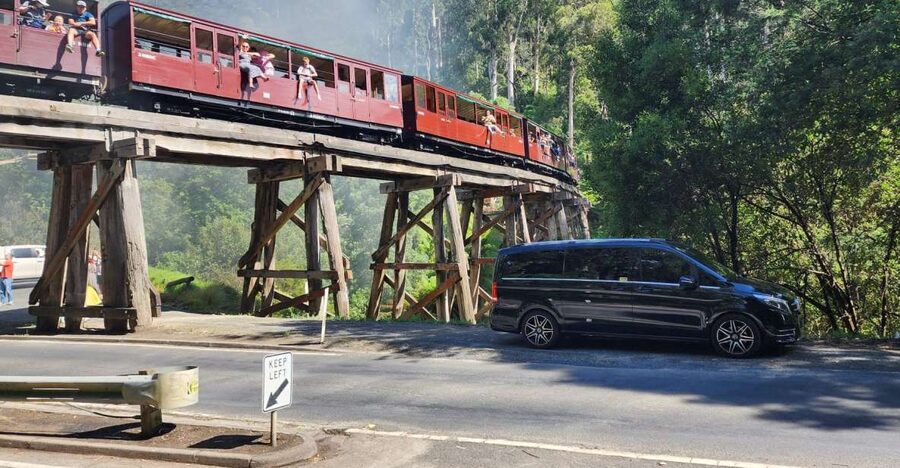 Melbourne to Puffing Billy and Yarra Valley Private Tour - Lunch in the Valley: Nice Breather, But Budget for Meals