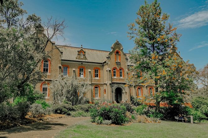 Melbourne Tour: Walk the Yarra & Heritage Convent Experience - Abbotsford Convent: cake and a guided National Heritage-listed visit