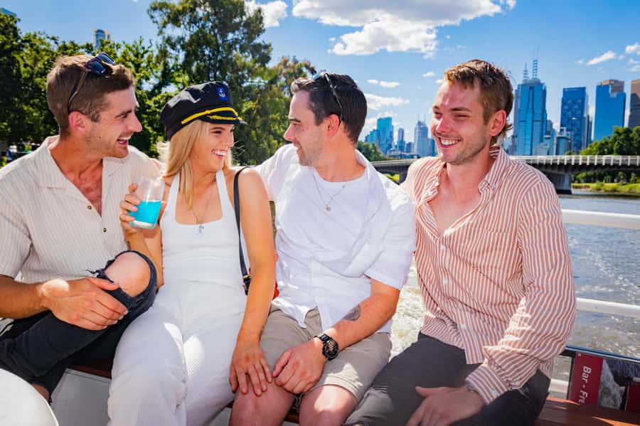 Melbourne: Yarra River Sightseeing Cruise - From Federation Wharf to the first big skyline photo