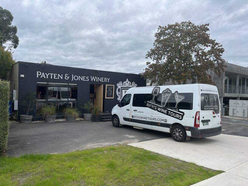 Melbourne: Yarra Valley Food, Wine, Chocolate & Gin Tour - Tokar Estate boutique wines: a smaller stop with big personality