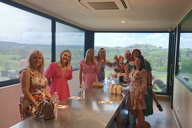 Melbourne: Yarra Valley Wine, Gin, Whisky and Chocolate Tour - St Huberts cellar door: wine, plus beer or cider if you want options