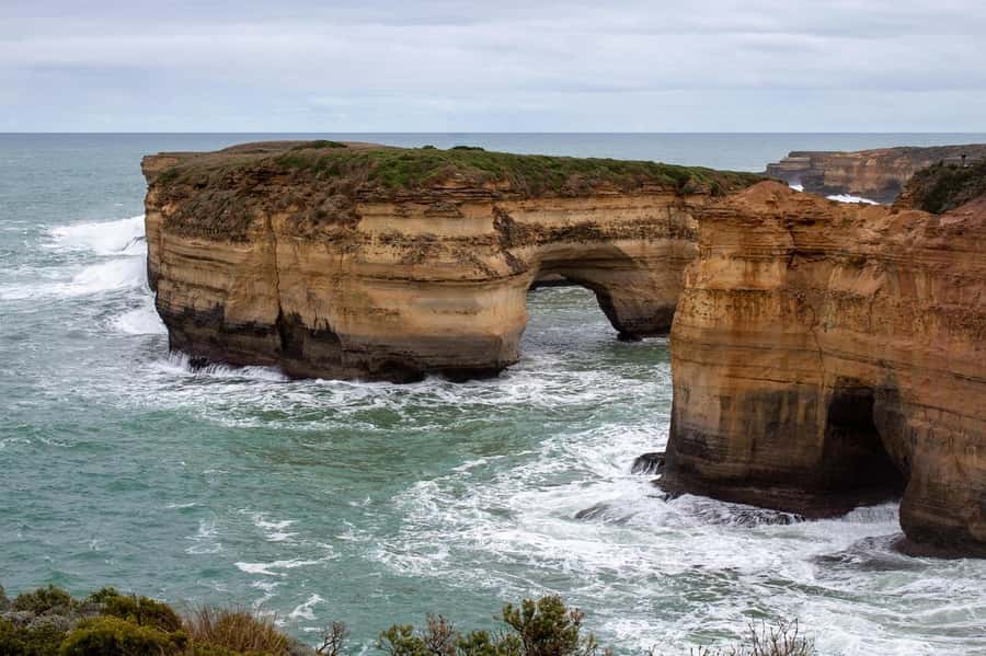 Premium Great Ocean Road Reverse Tour 13Pax Max Hotel PickUP - Twelve Apostles, Razorback, and Gibson Steps, all before the rush