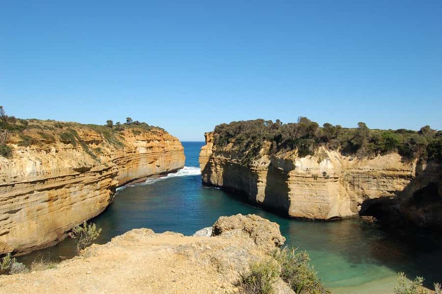 Premium Great Ocean Road Reverse Tour 13Pax Max Hotel PickUP - Apollo Bay drive-through and the long-day perspective