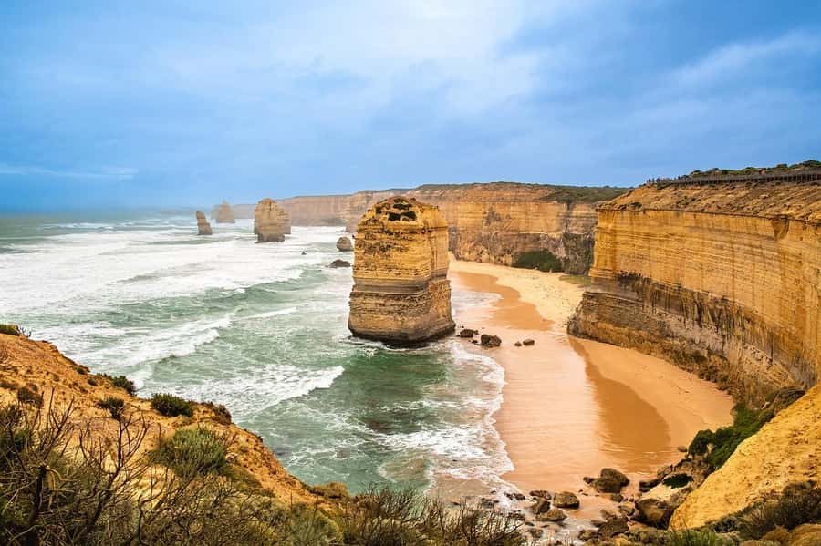 Premium Great Ocean Road Reverse Tour 13Pax Max Hotel PickUP - Melbourne pickup and the comfort factor of a 13-seat day