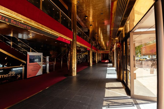 Private City Kickstart Tour: Melbourne - Fed Square and Flinders Street Station, The City’s Central Anchor