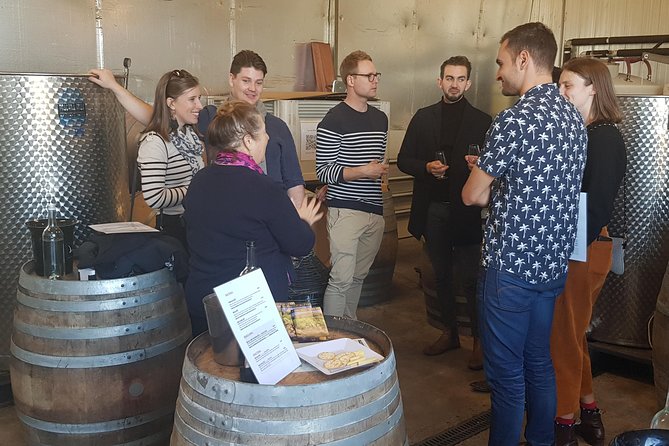 Private, Luxury and Tailored Yarra Valley Wine Tour - Helen & Joey Estate Cellar Door: a free tasting stop that helps your budget