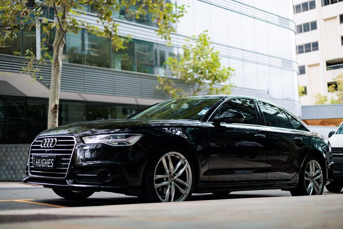 Private Luxury Transfer from Melbourne CBD to Melbourne Airport - The drive time reality, 25 to 45 minutes and what that means for your schedule