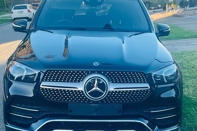 Private Melbourne Airport Transfers To City (Sedan, SUV, or Van) - Getting picked up at Tullamarine: meet-and-greet that saves time