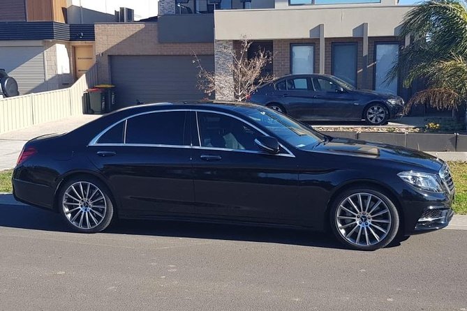 Private Melbourne CBD Sightseeing Tour – luxury vehicle - Where the ride starts, and how pickup works without fuss
