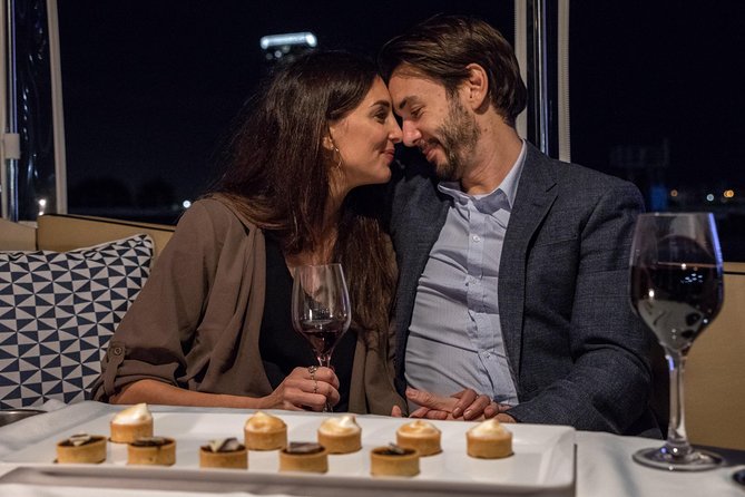 Private Romantic Melbourne Dinner Cruise for 2 - Private Yarra dinner cruise, Melbourne views included