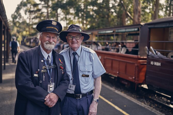 Puffing Billy & Rainforest Tour from Melbourne - Lakeside Visitor Centre: steam-train context plus a real lunch break
