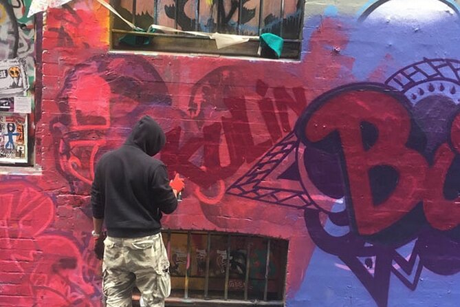 Self-Guided Street Art Tour in Melbourne with Fun Cryptic Clues - Stop 2: Degraves Street, Iconic Laneway Energy and Food Breaks