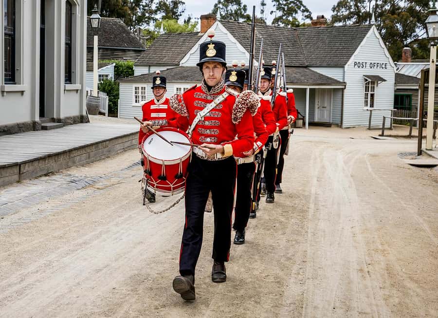 Sovereign Hill: Museum General Admission Ticket - Panning for real gold at the diggings creek