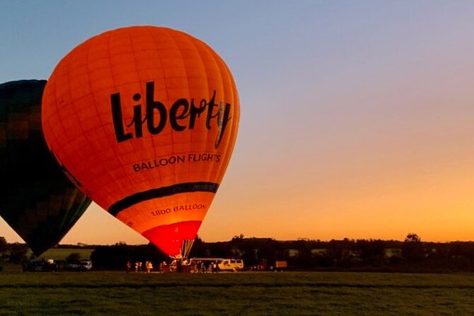 Sunrise Hot Air Balloon Flight over Yarra Valley + Breakfast - Sunrise Ballooning Over the Yarra Valley, Then Breakfast at Rochford Wines