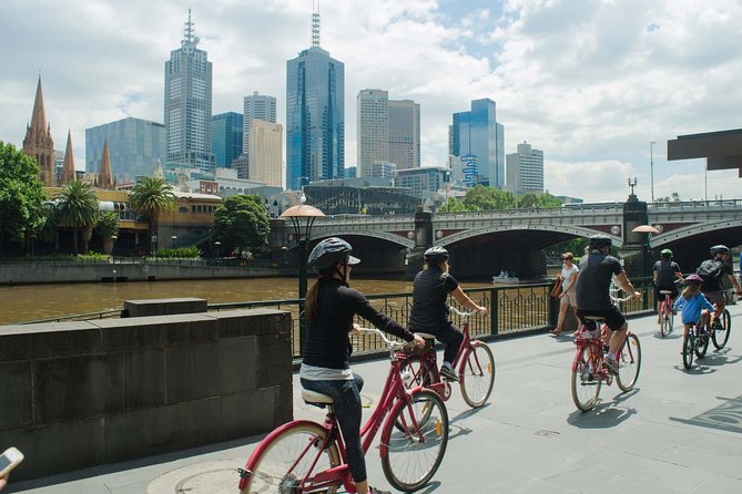 The Best of Melbourne Bike Tour - A 4.5-hour route that makes Melbourne feel smaller