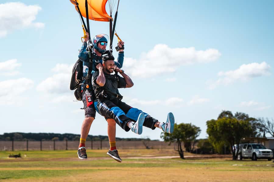 Torquay: Skydive over The Great Ocean Road - opt Melb pickup - Why the Great Ocean Road from the sky in Torquay hits different