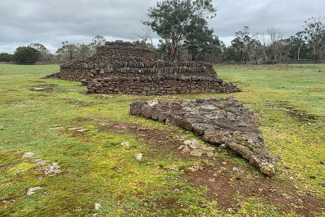 Tungatt Mirring, Stone Country Half Day Tour - Budj Bim - C176: stone channels, kooyang eel traps, and the “how” behind the engineering
