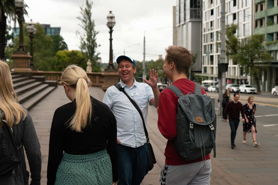 Ultimate Melbourne Walking Tour: History, Laneways & Culture - Degraves Street coffee culture, plus a proper break