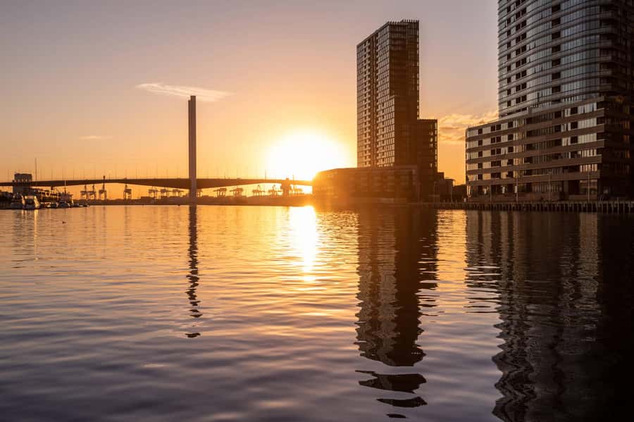 Yarra River: 1.5-Hour Scenic Sunset Public Cruise - Why a 90-Minute Yarra Sunset Works So Well