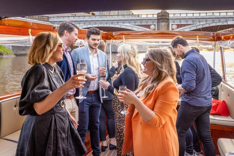 Yarra River: 1.5-Hour Scenic Sunset Public Cruise - What the Boutique Group Size Really Changes