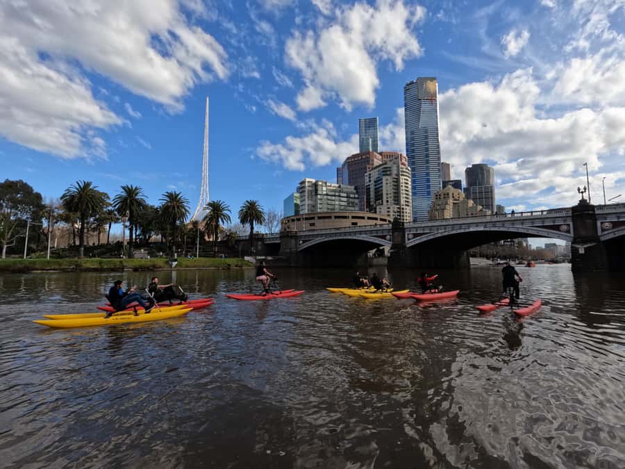 Yarra River, Melbourne Waterbike Tour - Why the Yarra River waterbike beats a standard city stroll
