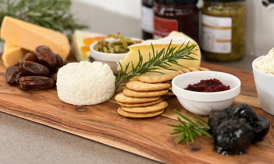 Yarra Valley Full Day Grazing Tour: Gin, Wine, Pizza, Cheese - Price and Value: What You Are Really Paying For