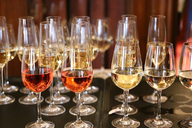 Yarra Valley Wine Tour inc lunch with a glass of wine, tastings and chocolate - Stop 4: St Huberts Cellar Door, boutique pours at a smaller stop